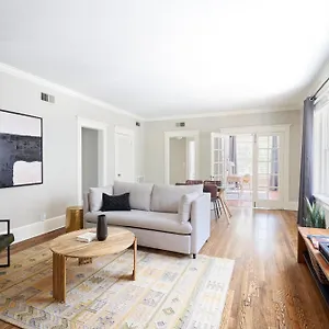 Sonder The Elliston Aparthotel